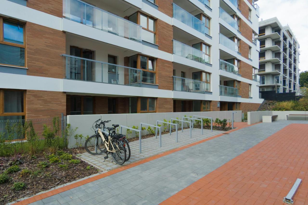 Bright & Stylish Apartment With Balcony 1,5 Km To Gdansk Main City By Noclegi Renters ภายนอก รูปภาพ