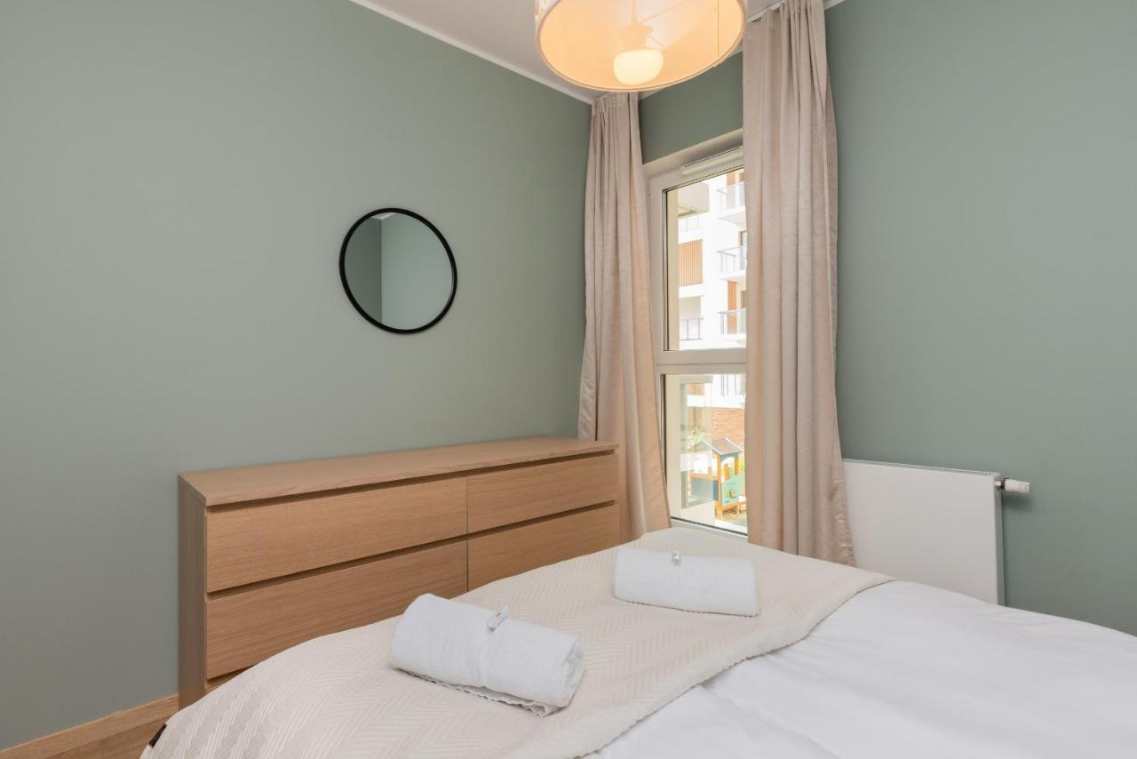 Bright & Stylish Apartment With Balcony 1,5 Km To Gdansk Main City By Noclegi Renters ภายนอก รูปภาพ