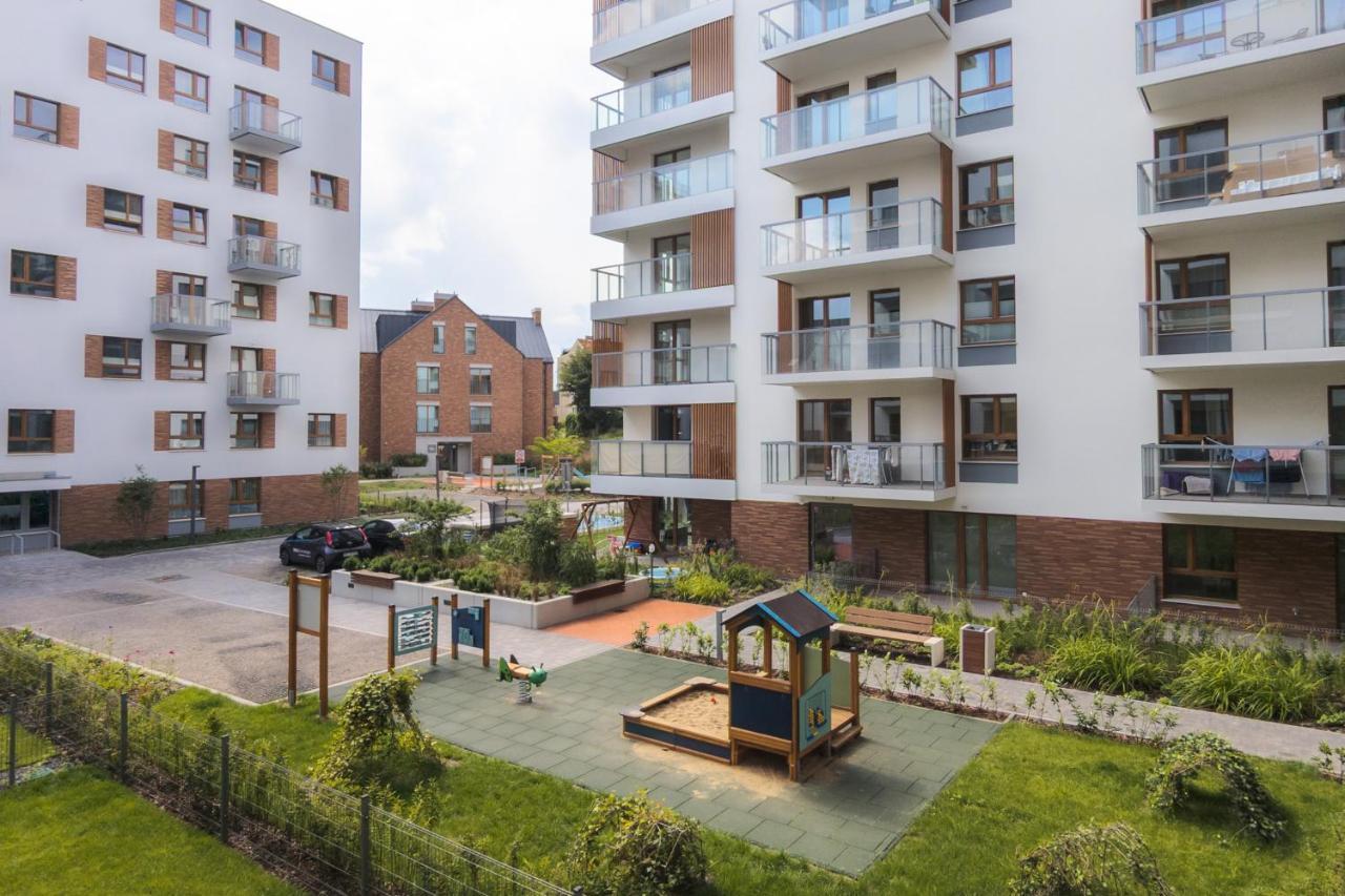 Bright & Stylish Apartment With Balcony 1,5 Km To Gdansk Main City By Noclegi Renters ภายนอก รูปภาพ
